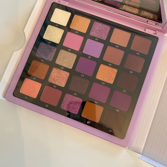 ANASTASIA BEVERLY HILLS| Norvina Pro Palette Vol 5 - Picture 8 of 9